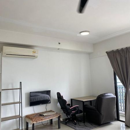Host Assist Homestay By Ha I-City Shah Alam Buitenkant foto