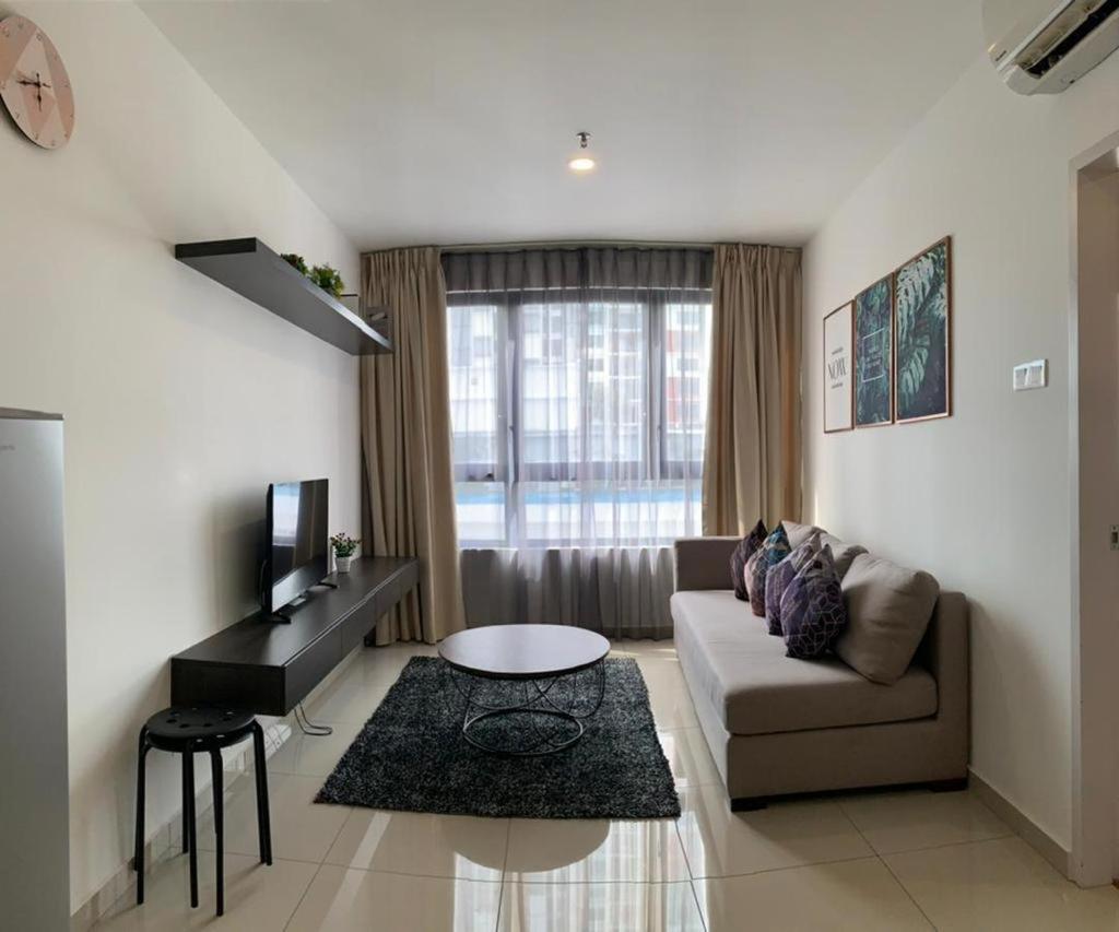 Host Assist Homestay By Ha I-City Shah Alam Buitenkant foto
