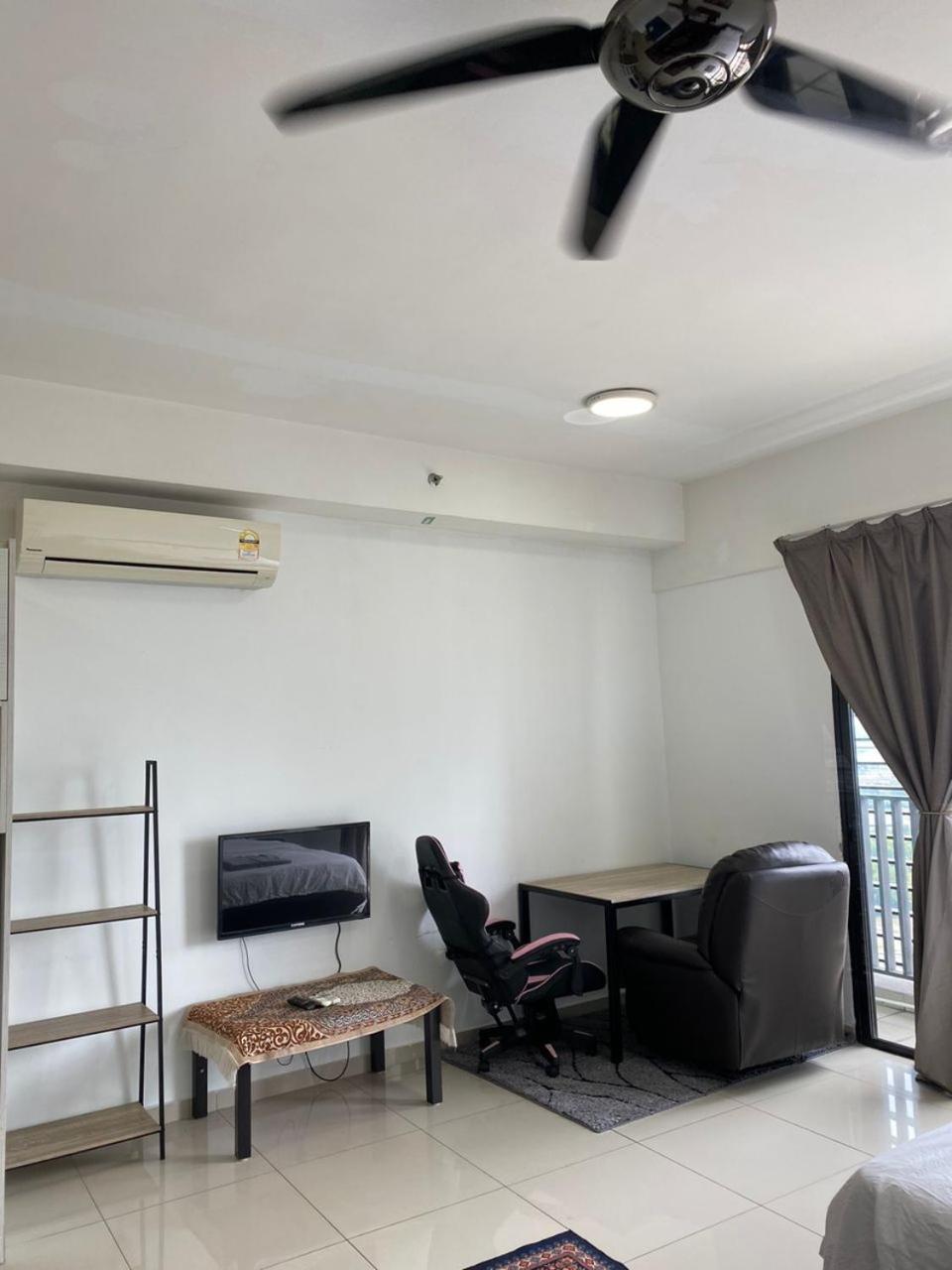 Host Assist Homestay By Ha I-City Shah Alam Buitenkant foto
