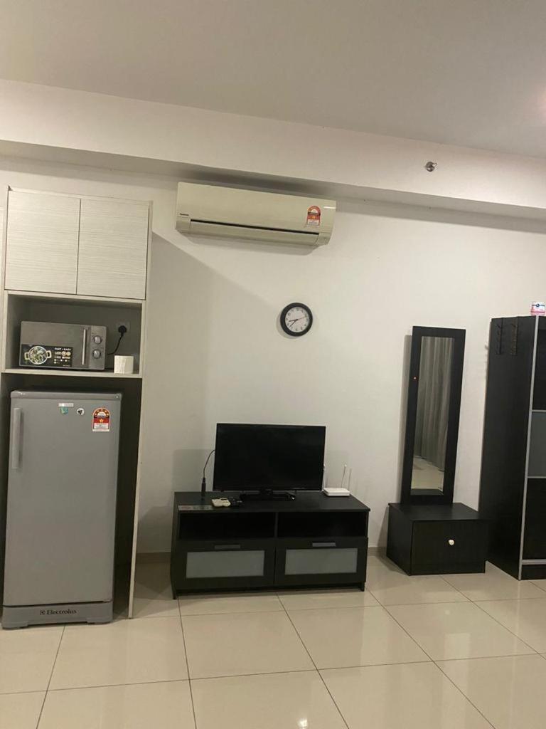 Host Assist Homestay By Ha I-City Shah Alam Buitenkant foto